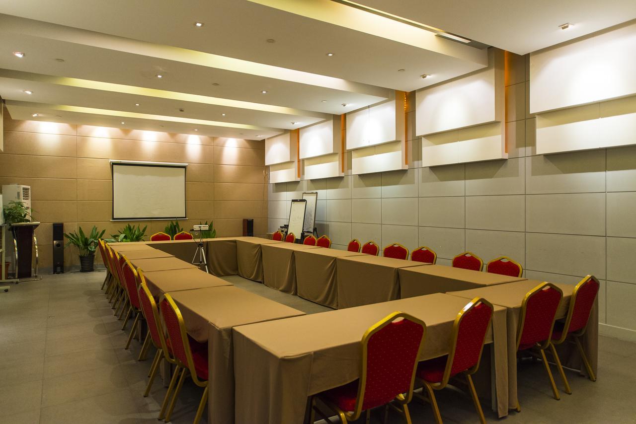 Jinjiang Inn Foshan Zumiao Qinren Road מראה חיצוני תמונה